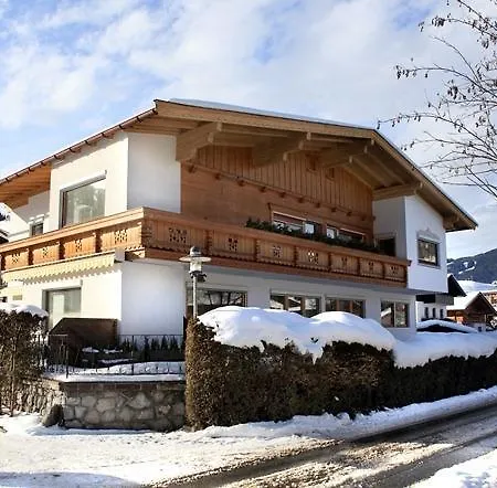 Landhaus Claudia Apartmán Kirchberg in Tirol